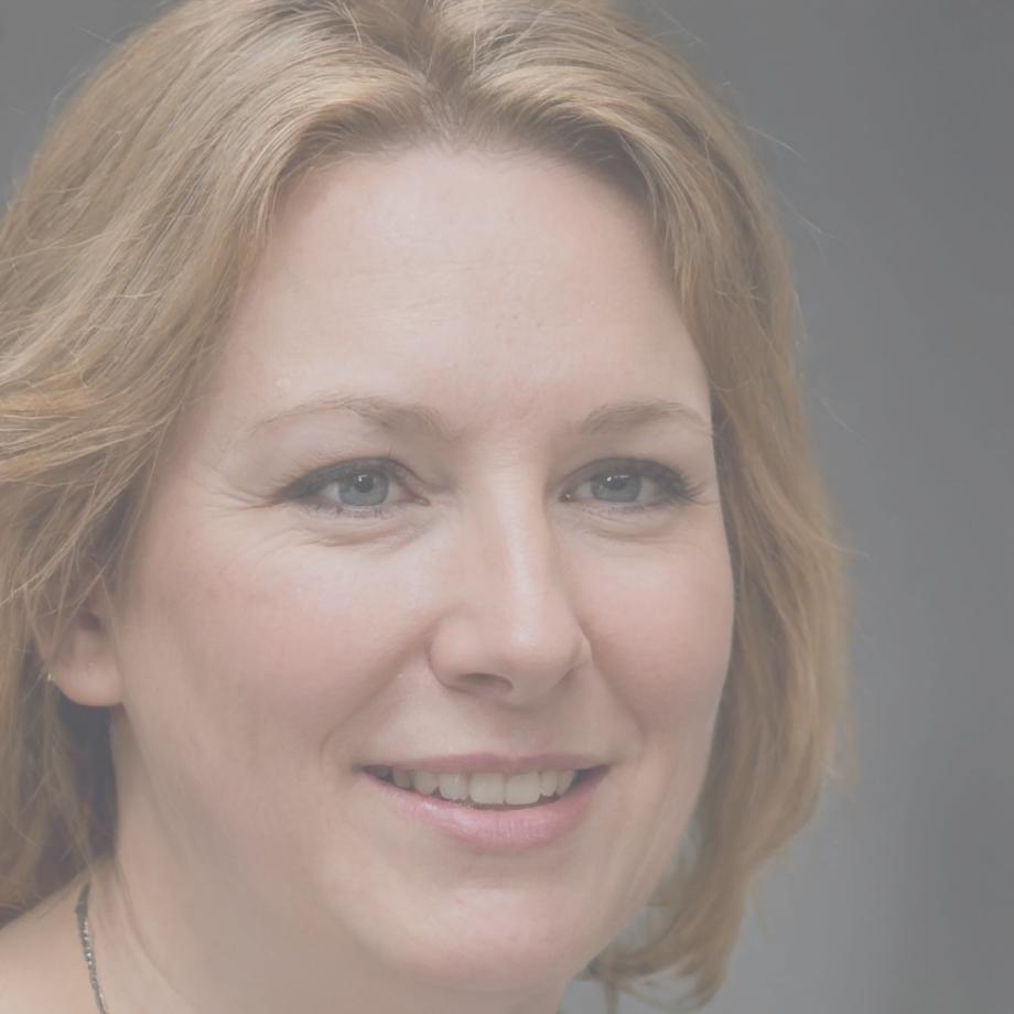 Finanzanalystin Lisa Müller